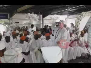 Video: White Oba From The US Among Other Obas Storm Oba Elegushi